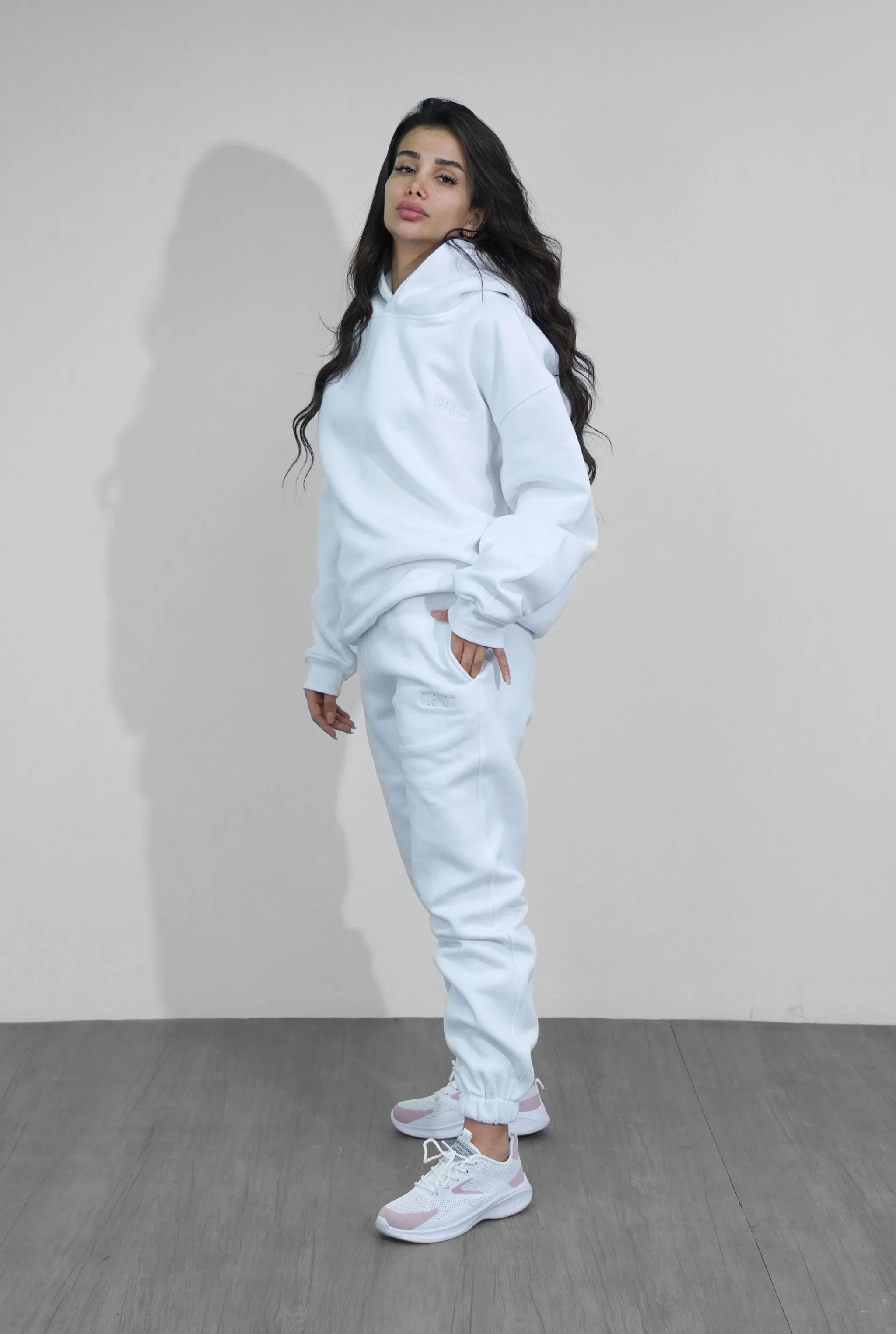 Basic Closed Bottom Sweatpants V1