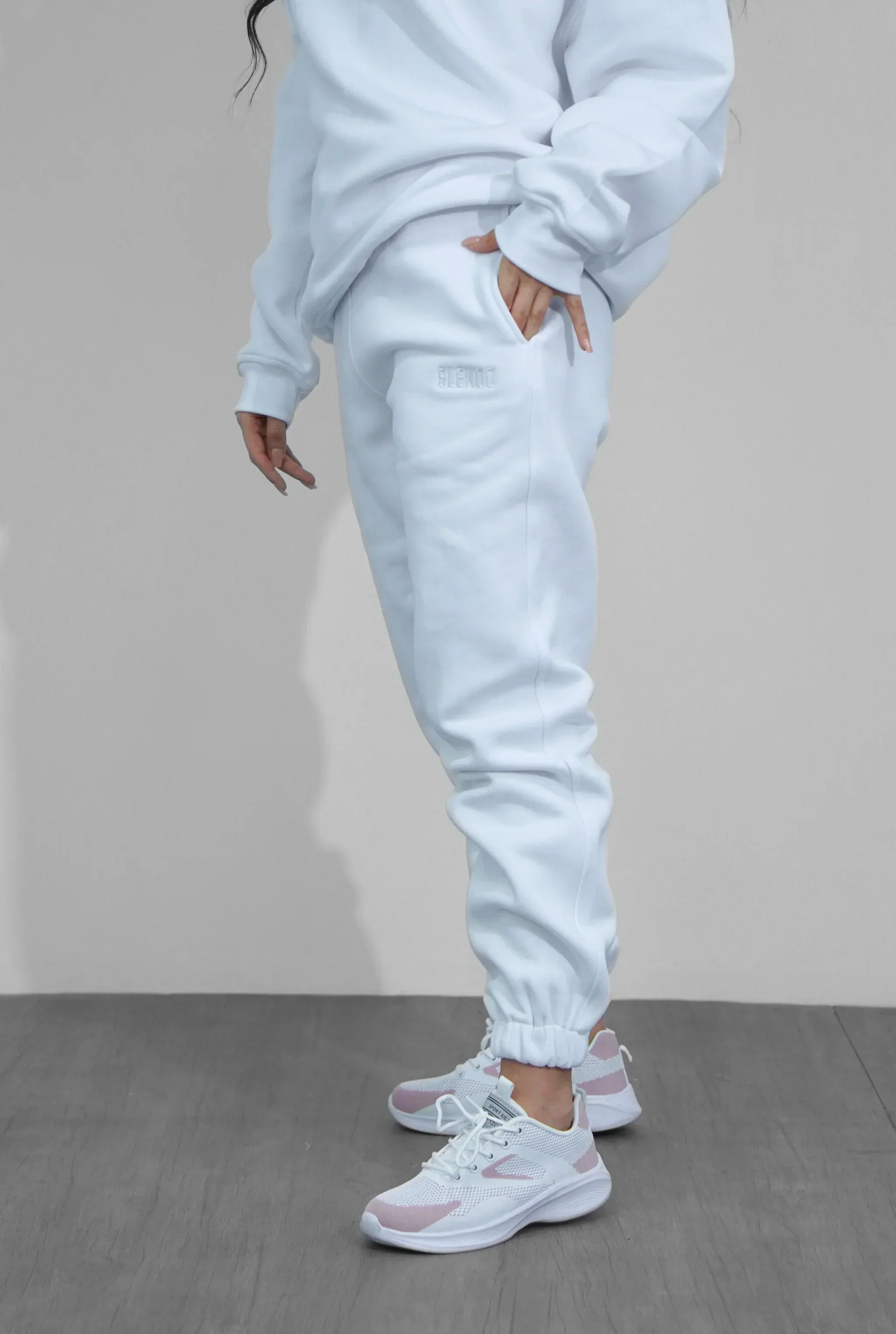 Basics Unisex White Tracksuit Oversize Hoodie & Closed Bottom Sweatpants V1