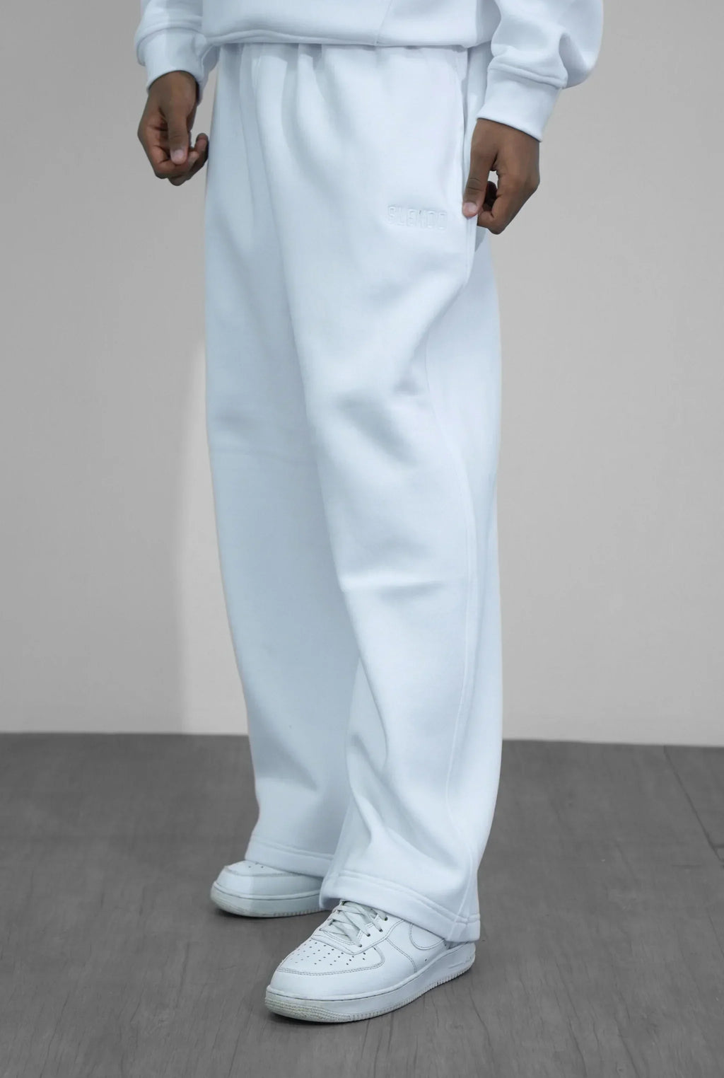 Basics Unisex White Tracksuit Oversize Hoodie & Baggy Sweatpants V1