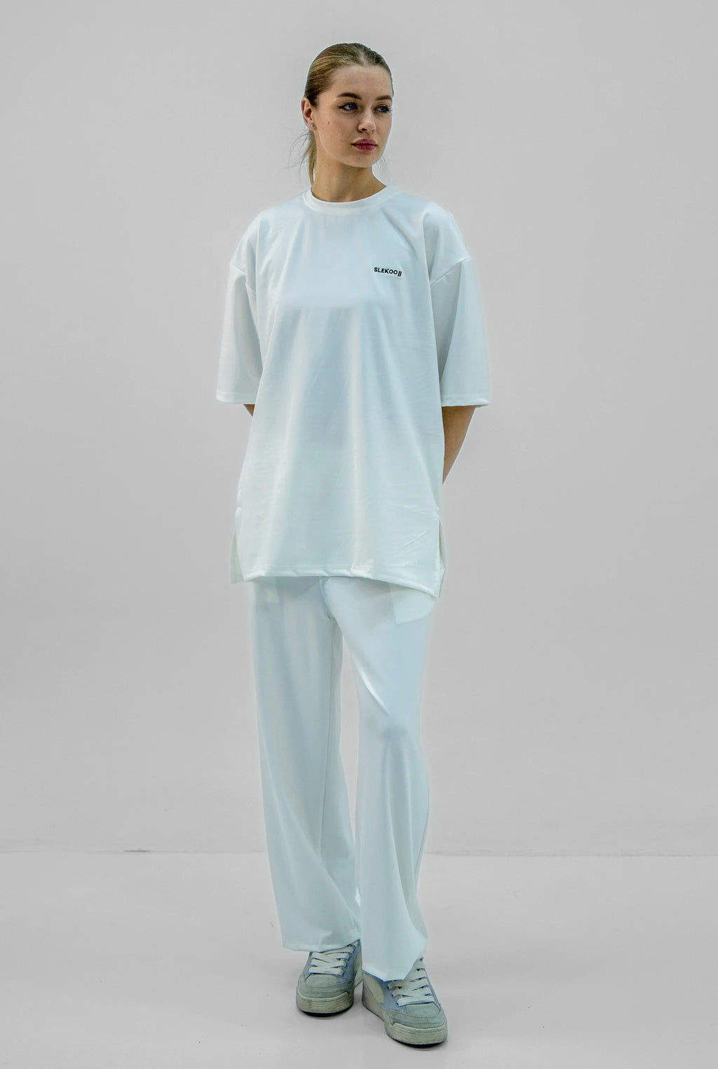 Unisex White Oversize Relaxed Fit T-shirt & Baggy Pants Set