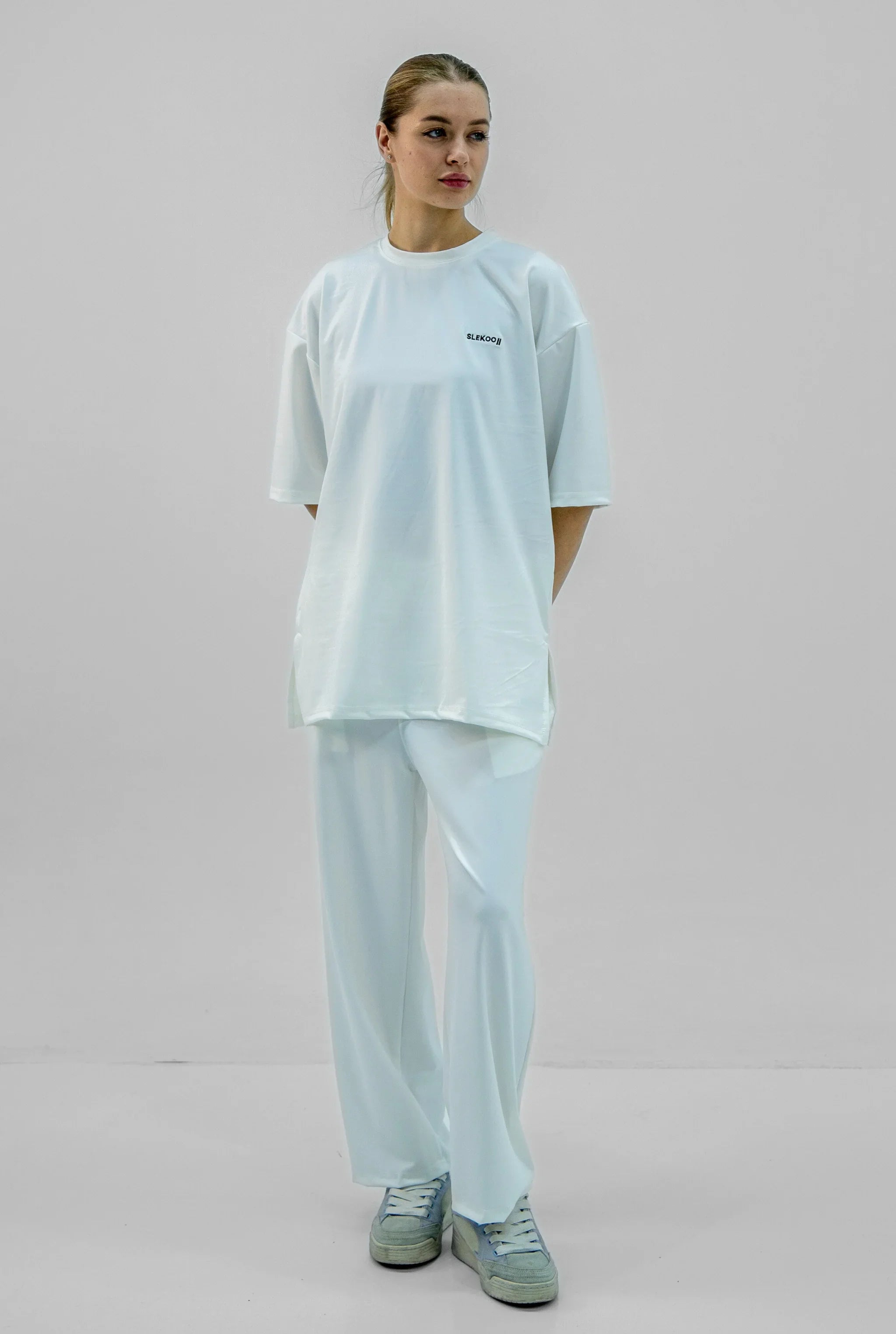 Unisex White Oversize Relaxed Fit T-shirt & Baggy Pants Set