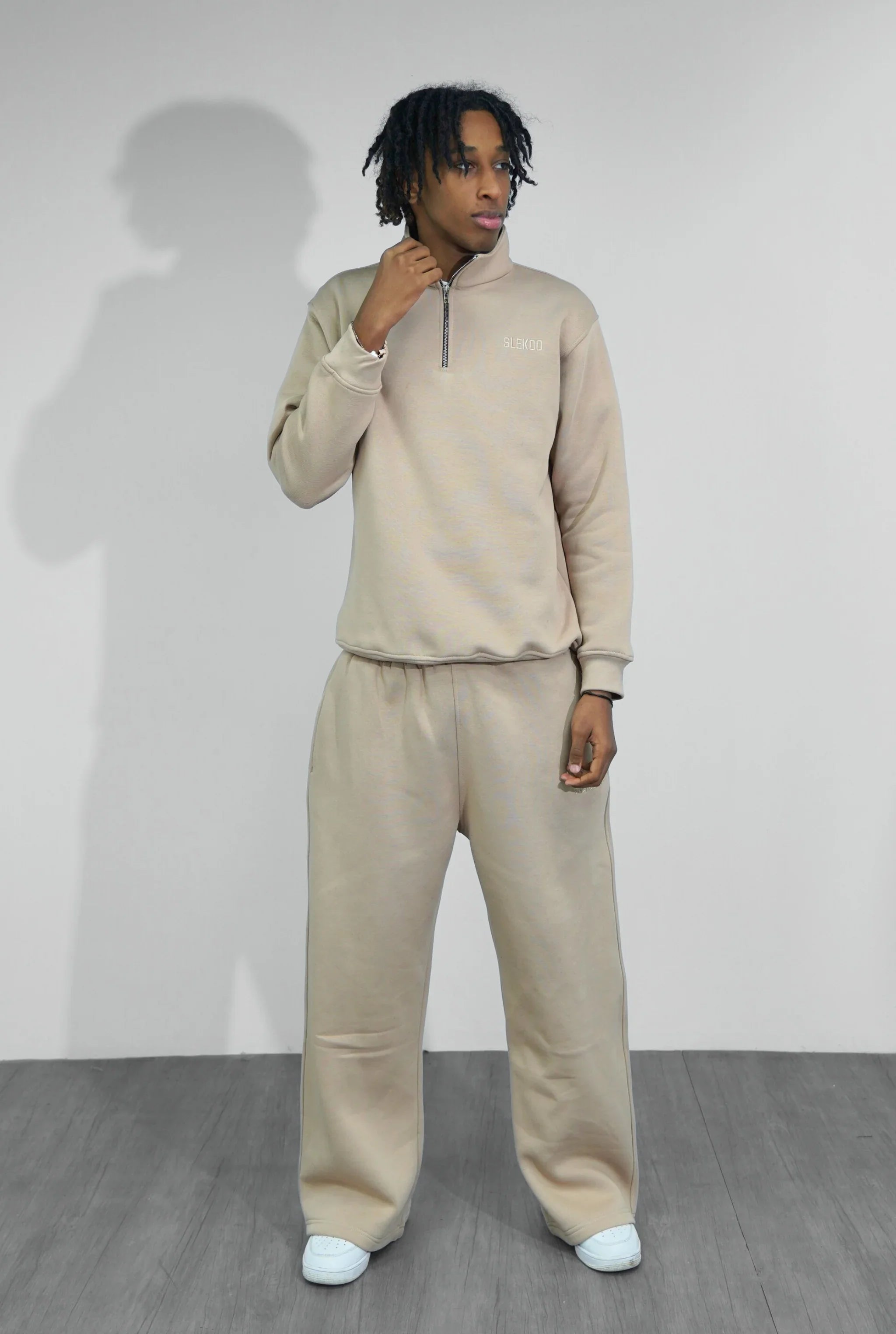 Basic Zipper Sweater V1