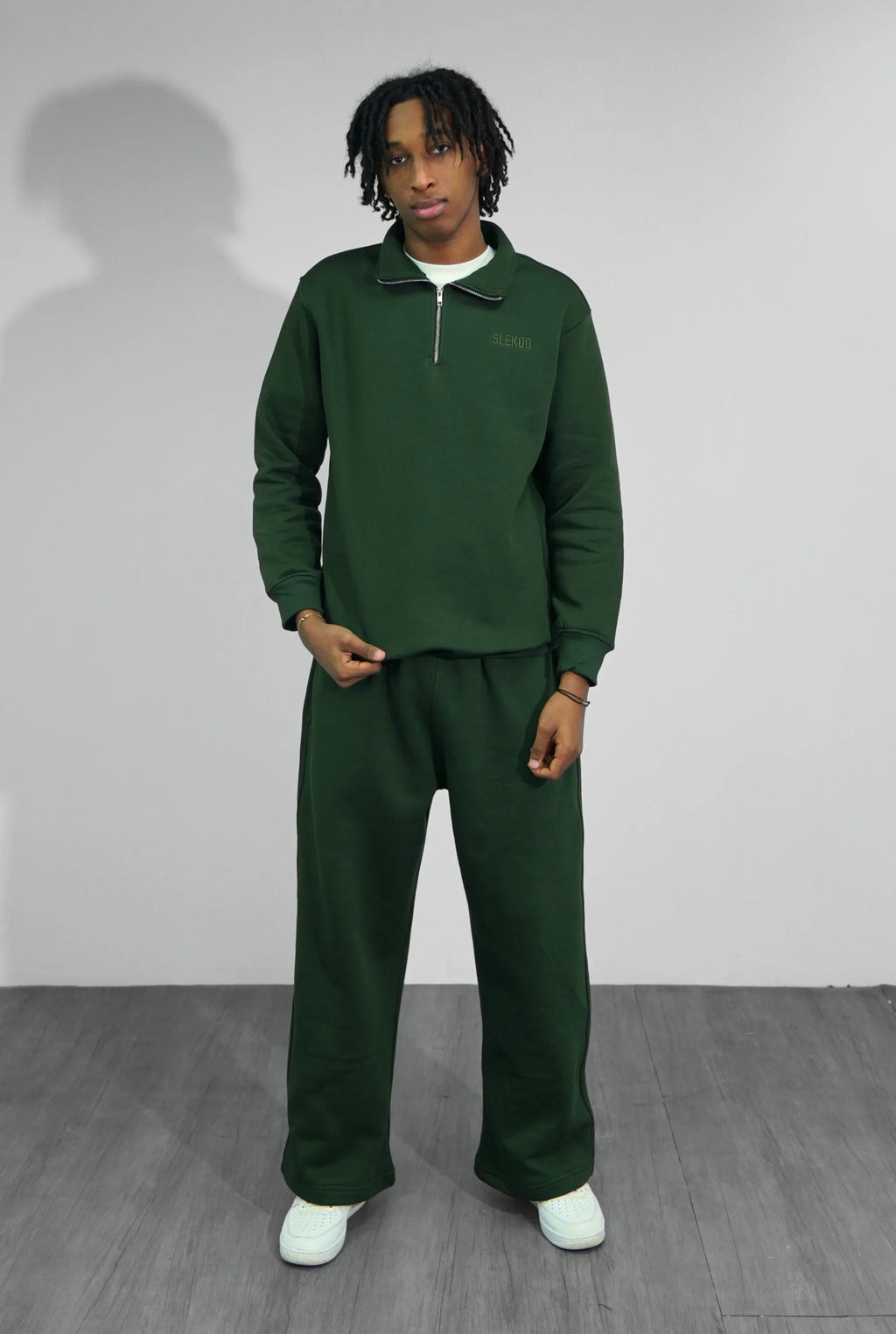 Basic Zipper Sweater V1