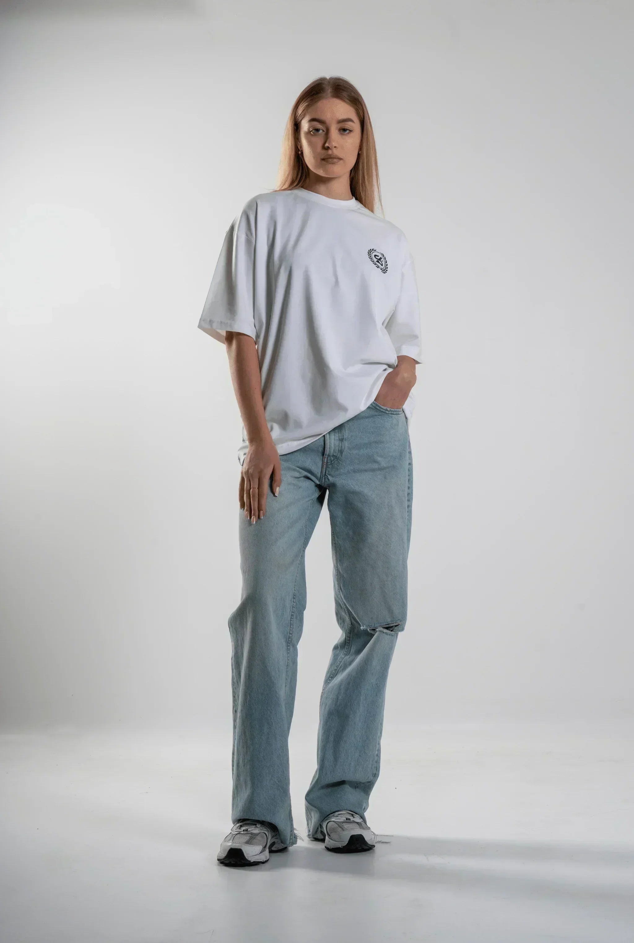 Unisex Slekoo White Crafters T-shirt