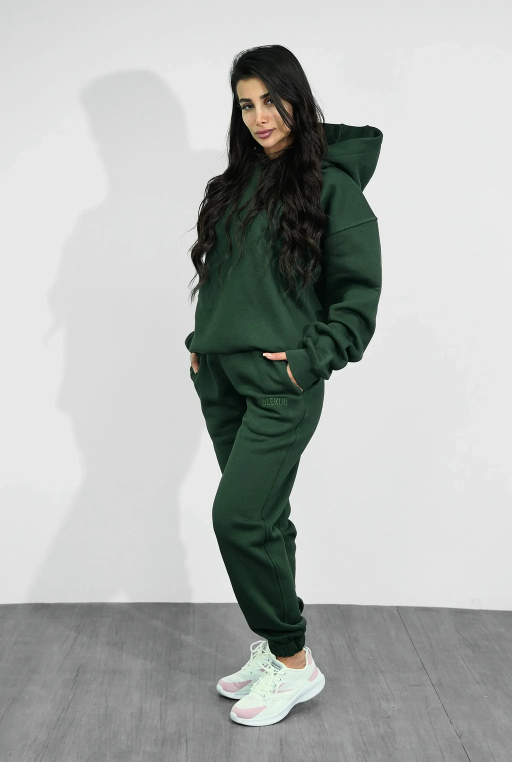 Basic Closed Bottom Sweatpants V1