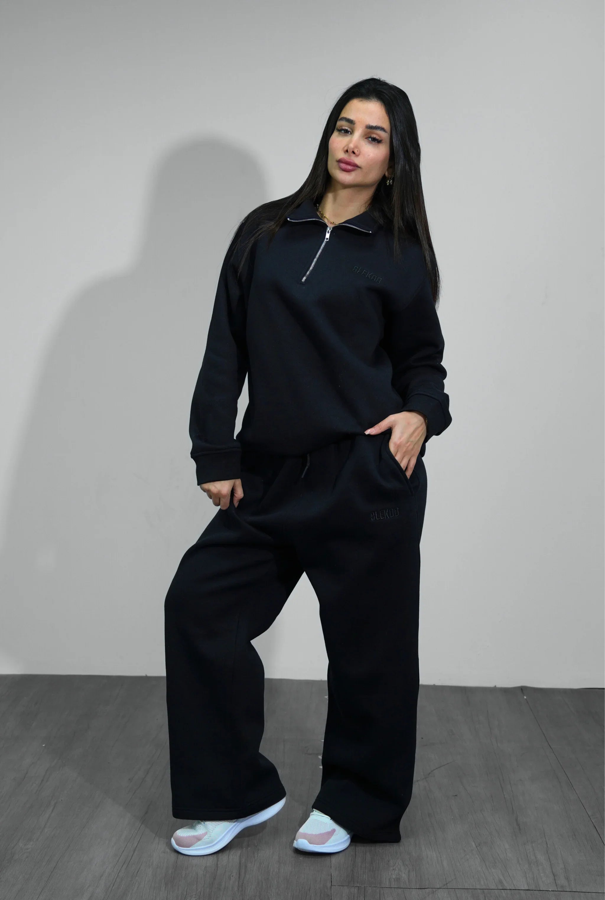 Basic Zipper Sweater V1