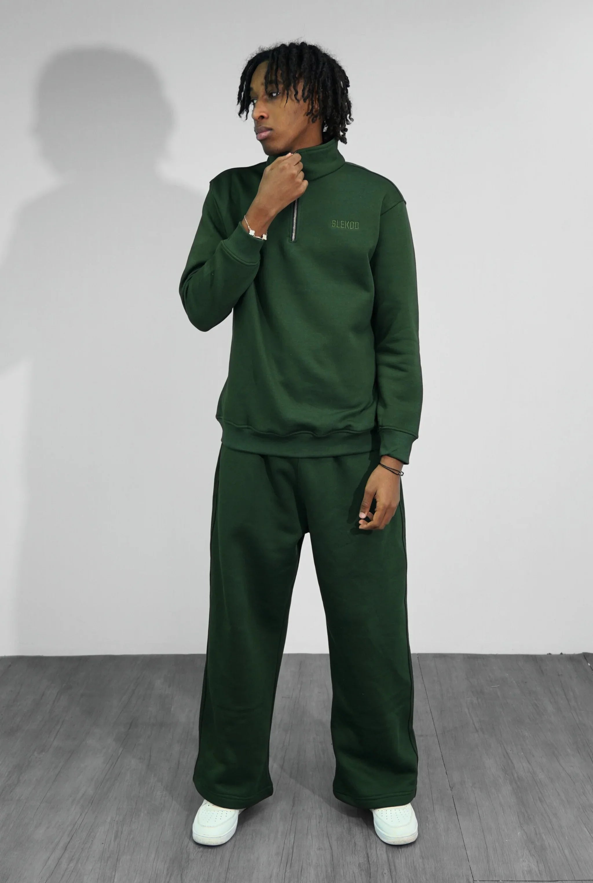 Basic Zipper Sweater V1