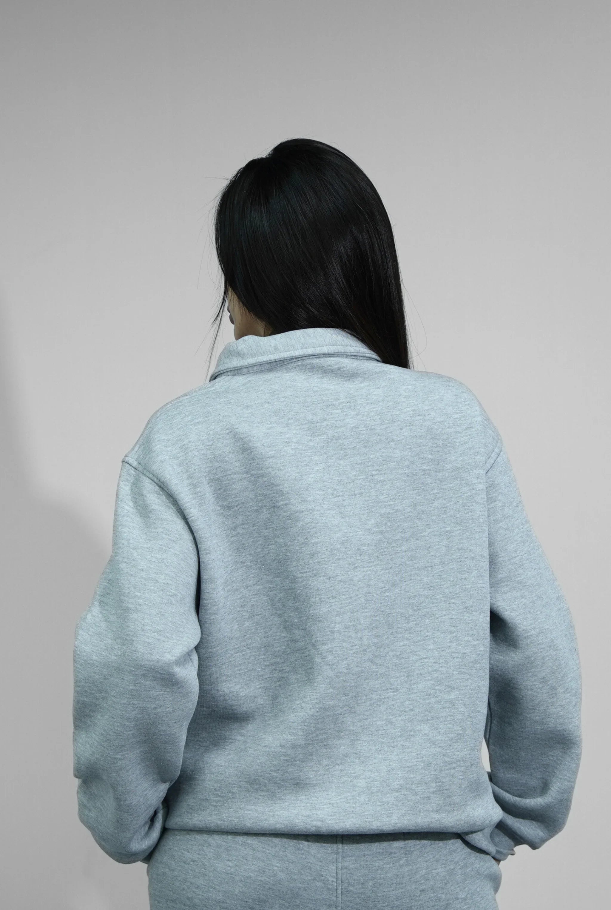 Basic Zipper Sweater V1